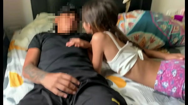 Kakak Tiri Gatal Ngeseks Dengan Adik Tiri Saat Ortu Lagi Keluar – Cerita Panas Sampai Tuntas