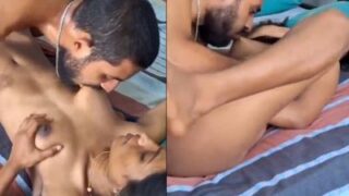 Pacar Nakal Gigit Payudara Kekasih Dan Nikmati Seks Anal Desi Yang Menggairahkan