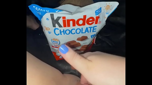 Gairah Mewah Nan Aneh – Fetish Makanan Mesum – Cokelat Lumer Di Memek Perawan Arab 18 Tahun – Ngentot Amatir Di Beverly Hills Los Angeles – Si Putih Salju Arab Pengen Bbc Sekarang Juga