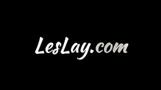 Pijat Panas Bikin Pasangan Lesbian Lupa Mantan