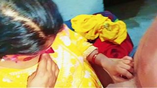 Bokep India: Bhabhi Terekam Suara Merintih Saat Ditusub Posisi Spoon
