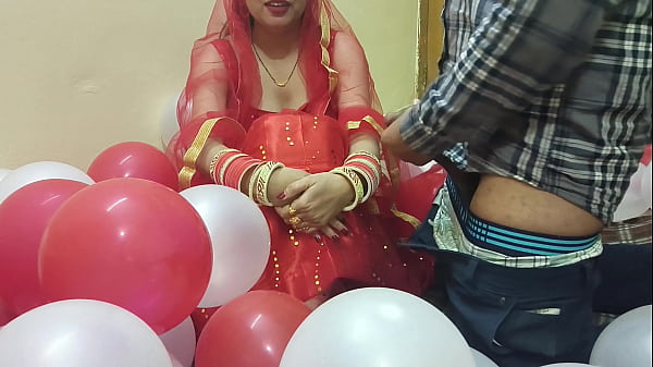 Malam Pertama Pengantin Desi Seksi Digoyang Ganas Oleh Suami