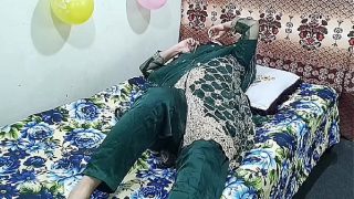 Wanita India Menikah Panggil Pemuda Muda Untuk Bercinta Kasar Dengan Audio Hindi Yang Menggoda