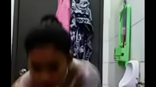 Gila, 4 Juta Lebih Orang Indonesia Narsis Banget!