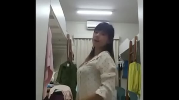 Mantan Pacar Cina Indonesia Goyang Striptis Menggoda