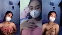 Sensasi Goyang Mangolive, Payudara Montok Quensaa Menggoda