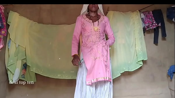 मोटे लंड से देसी चूत की रगड़, सेक्सी वाइफ के बुर चाटने के बाद का उत्तेजक वीडियो