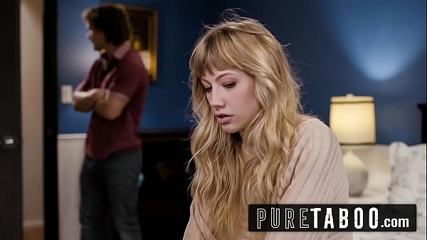 Gadis Pirang Ivy Wolfe Digoyang Perdana Oleh Sepupu Tirinya Yang Ganas