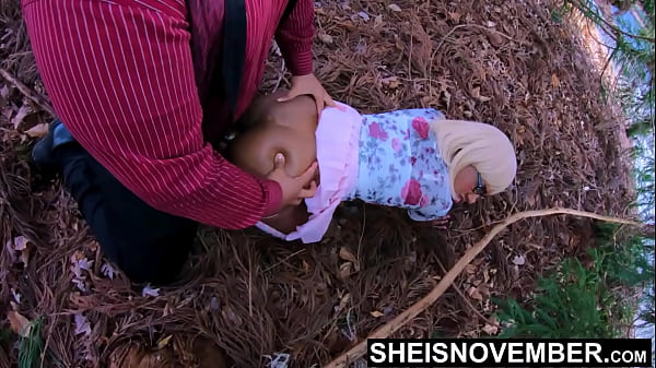 Gadis Tiriku Yang Polos, Msnovember, Digilir Ganas Di Hutan: Doggystyle Hingga Missionary, Kontol Ayah Tiriku Besar Menggila!