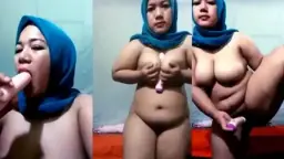 Jilbab Hijau Ngewe Pake Dildo, Ustazah Lagi Seru Mainin Sendiri.
