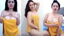 Kimaya Agata Bugil Cuma Pakai Handuk Kuning, Bikin Makin Pengen Lihat Bagian Bawah