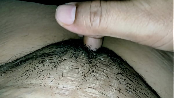 Ibu Tiri Bongsor Setuju Sekamar Dengan Anak Tiri, Malam Makin Panas.