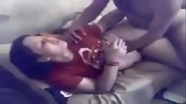 Desi Pasangan Lagi Ngewe Panas, Saling Gebukin Sampai Puas.