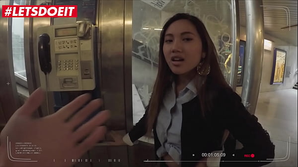 Paspor Ngewe: May Thai & Charlie Dean, Cewek Asia Abg Liburan Diintip Kontol Gede Pov Panas