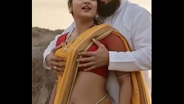 Bhabhi Desi Saree, Boobs Diteken, Romance Panas Bikin Greget