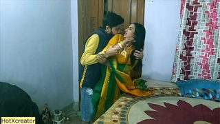 Ibu-ibu Seksi India Vs Cewek Muda Panas!! Ngentot Seru Pakai Suara Hindi Bikin Makin Bernafsu
