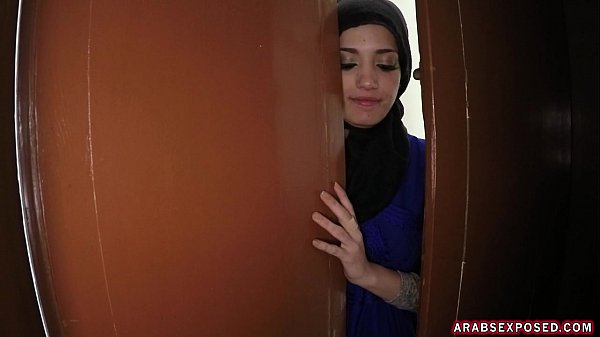 Bule Amerika Ngidam Memek Arab, Panas Dan Liar.