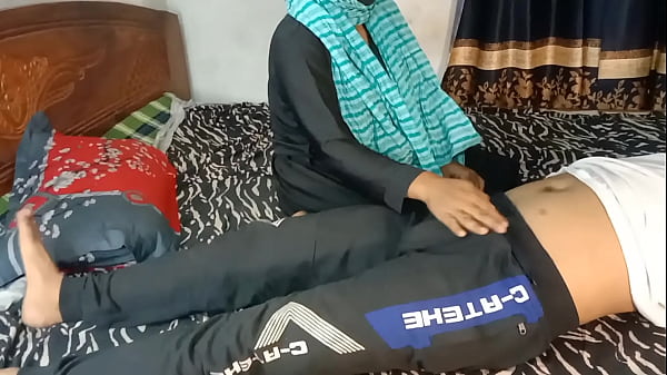 Aku Ngentot Temen Anak Tiri Yang Juga Murid Sekolahnya, Doi Temen Sekolah Anak Tiri Gue.