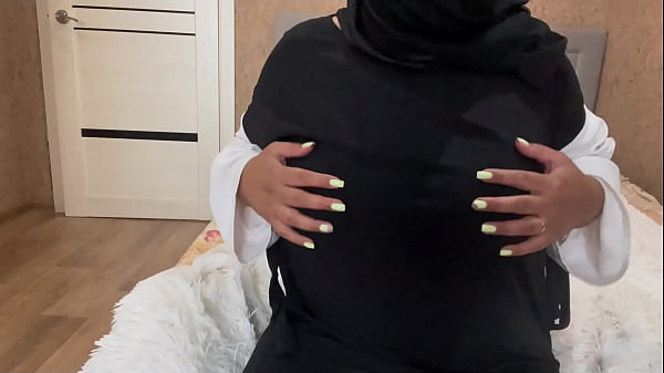 Arab Milf Jasmine Crotch Terbuka, Siap Digoyang