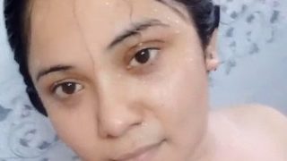 Bangla Bhabi Pamer Video Telanjang Panas Bikin Makin Greget