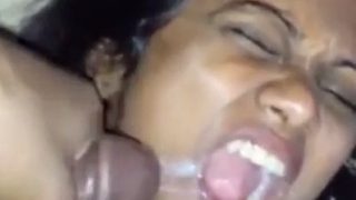 Desi Ngewe Brutal, Muncrat Di Muka
