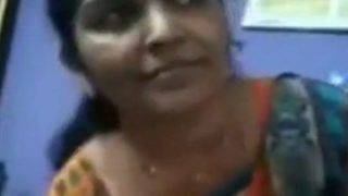 Tamil Aunty Buka Celana Dalam Di Video Call, Siapin Tisu.