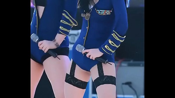 Asiaticas Goyang-goyang Pake Baju Seksi, Bikin Makin Pengen