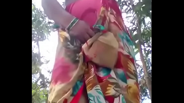 Desi Roshni Bhabhi Pamerin Semua Barang Hotnya