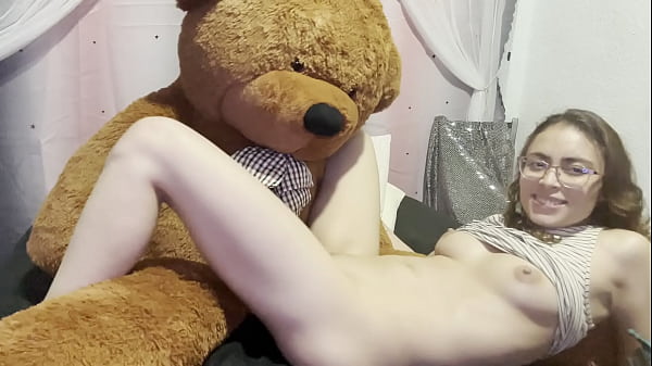 Rossmexicana Colok Kontol Sendiri Pake Boneka Beruang Montok Plus Dildo-dildo Bejibun