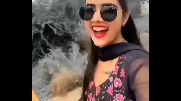 Deshi Bhabhi Susu Naik Turun