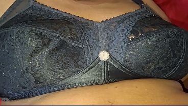 Milf Asia Bikin Ngilu, Siapa Yang Bisa Tahan Sama Godaan Sensualnya?