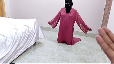 Hot Desi Stepmom Ki Brutal Chudai Di Kamre Mein, Mera Lund Uske Andar.