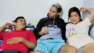 Kakak Tiriku Digebuk Kontol Gede Pacarnya Di Depan Mataku.