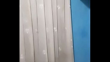 Video Call Sama Selingkuhan Pas Suami Lagi Keluar, Enak Banget Rasanya.