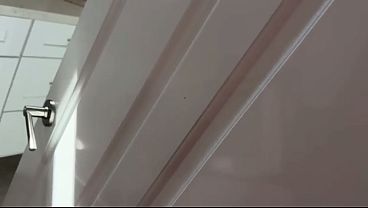 Ibu Tiri Montok Penuh Rahasia, Nafsu Terpendam Di Rumah, Lauren Phillips Siap Digebrak Scott Stark.