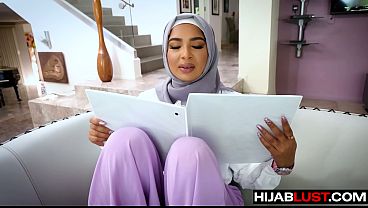 Hijab Nakal Belajar Ngewe Biar Terbiasa, Ngentot Enak Bikin Ketagihan.