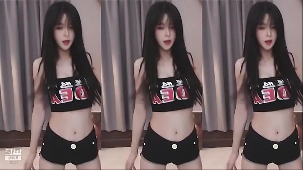 Cô Gái Trung Quốc Uốn éo Thân Hình Nóng Bỏng, Khoe đường Cong Chết Người