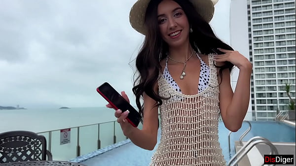 Blanca Spanyol Seksi Pengen Cobain Kontol Putin Pas Lagi Liburan