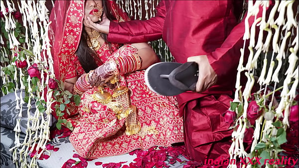 Malam Pertama Pernikahan India Yang Bikin Makin Panas, Mainin Bahasa Hindi Biar Makin Greget.