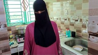 Selagi Istri Pergi, Suami Selingkuh Ngewe Pembantu Hijab Di Rumah Kosong, Crot Di Dalam