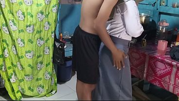 Ngentot Adik Ipar Di Dapur, Makin Makin Enak Pas Mau Berangkat Sekolah.
