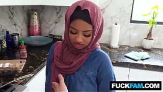 Ebony Hijabi Cewek Belajar Jadi Nakal, Hadiya Honey Sama Allen Swift