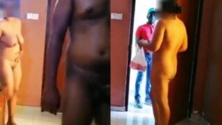 Bikinan Ibu Tetangga Bugil Terima Paket Dari Kurir, Video Desi Panas