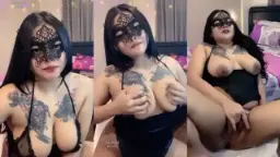 Cassandra Omek Muncratin Bling-bling, Basah Kuyup Sampe Bejibun.