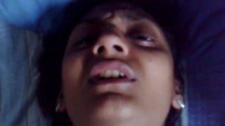Cewek Bangalore, Mohini, Ngerasain Nusuk-nusuk Sakit Dari Pacarnya Sendiri