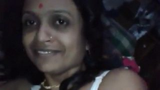 Hisap Puting Romantis Xxx Film Porno Lokal India Bikin Basah