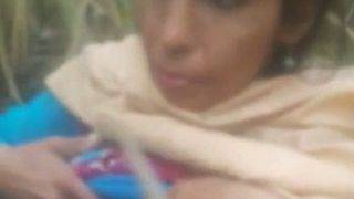 Video Desi Cabul Di Luar, Bikin Makin Greget