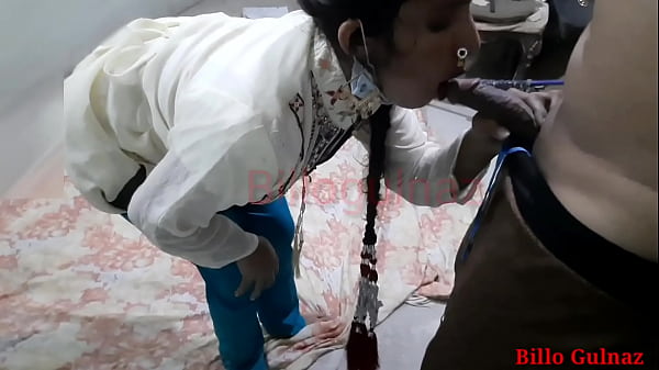 Bini Pembantu Dijeblosin Kontol Majikan Sampe Muncrat Di Mulut, Suara Desah Hot Bahasa India.