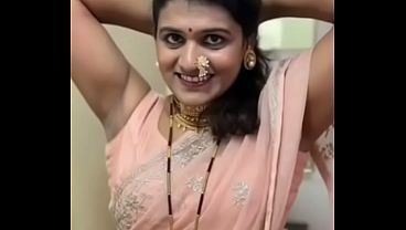 Wanita India Seksi Pamer Ketiak Basah Bikin Greget