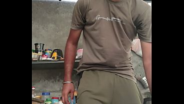 Bocah India Sendirian Muterin Kontol Mungilnya